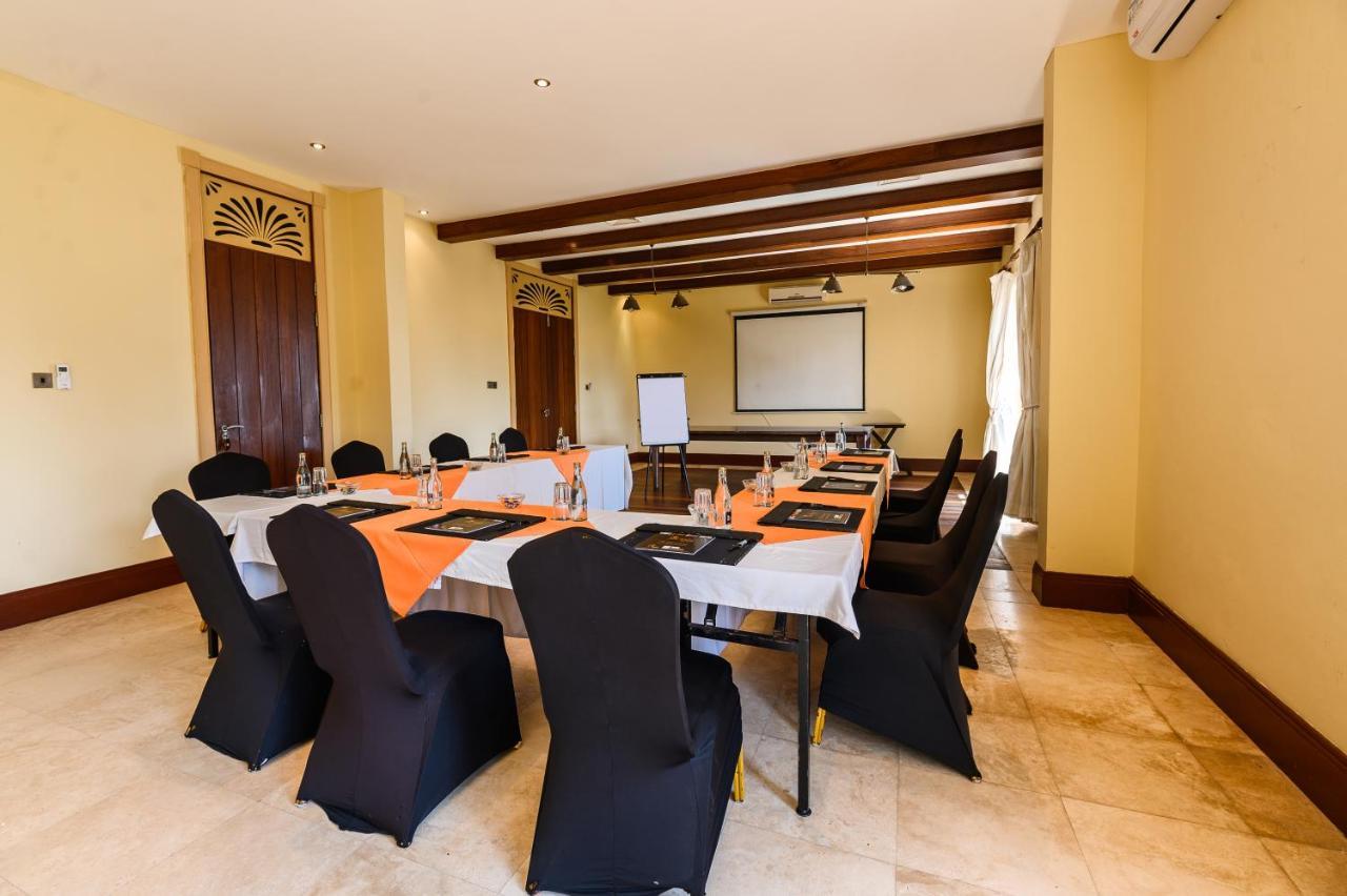 Cocoa Boutique Hotel - Your Kenyan Beachfront Bliss Μομπάσα Εξωτερικό φωτογραφία